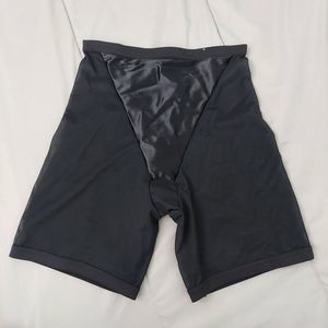 Vintage '60s Maidenform Granny lingerie bottom shaper, Medium